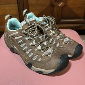 KEEN Women’s Hiking Sneakers - Brown & Blue - 8